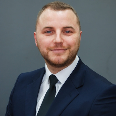 Luxury chauffeur London service by Trouv Chauffeurs